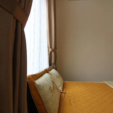 Dory Homestay Hue Exterior photo