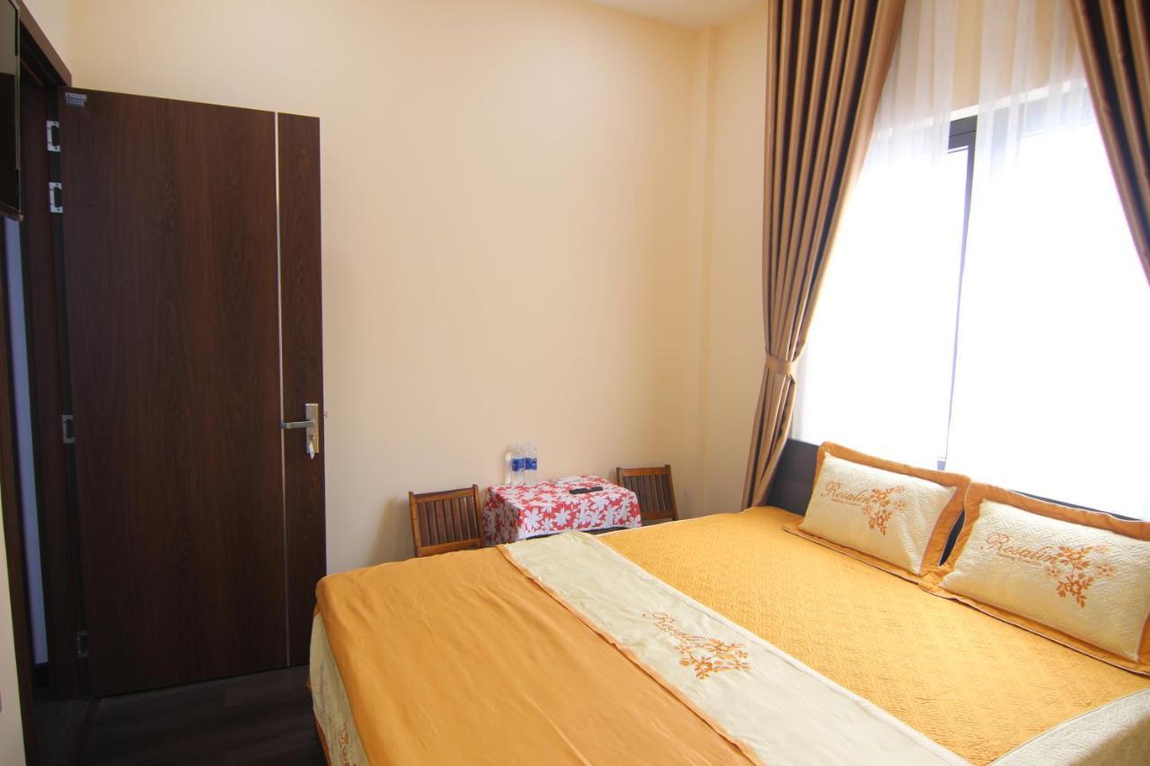 Dory Homestay *